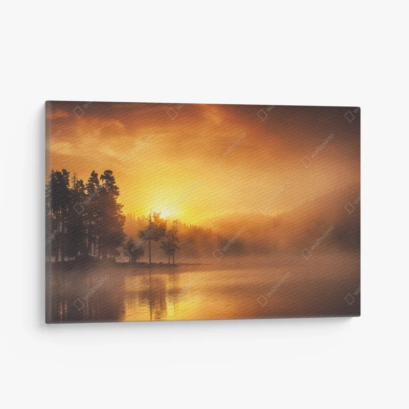 Quadro su tela alba dorata sul lago nebbioso