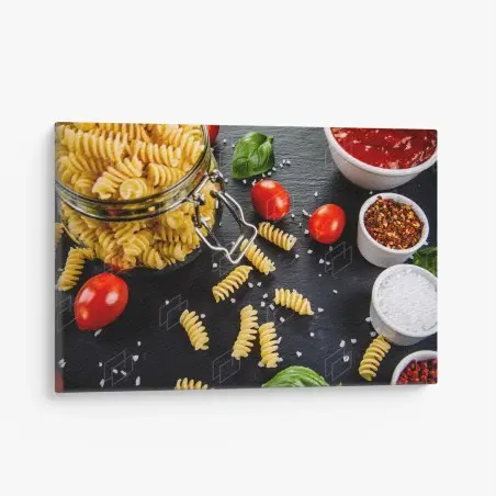 Quadro su tela composizione di fusilli e ingredienti mediterranei • Wallissimo®