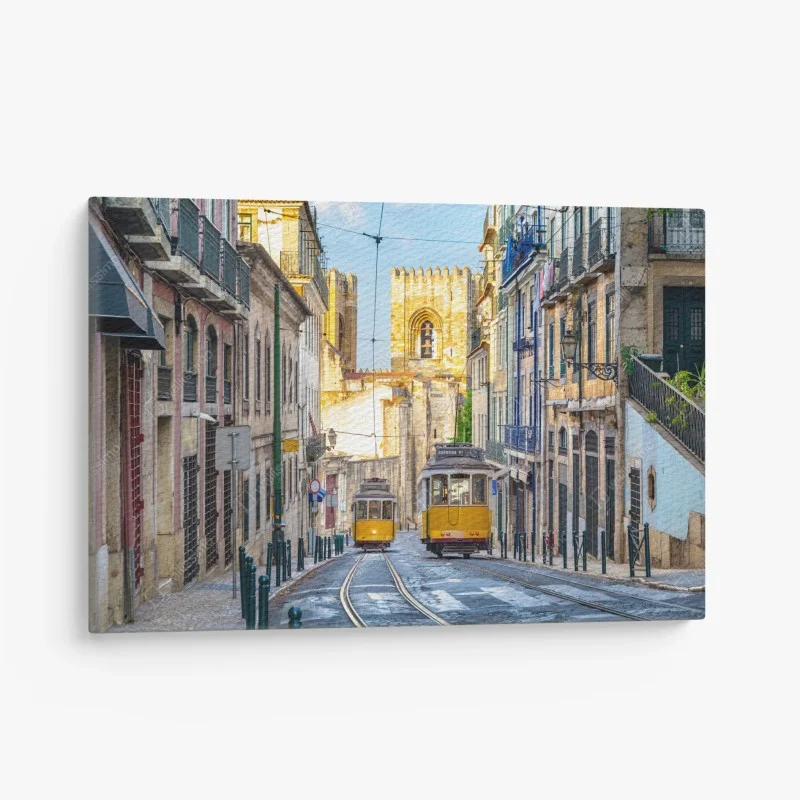 Quadro su tela tram gialli di Lisbona, scorcio urbano