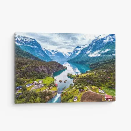 Quadro su tela fiordo di Norvegia: natura tra montagne e acqua • Wallissimo®