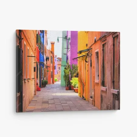 Quadro su tela vibrante vicolo dalle facciate colorate • Wallissimo®