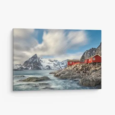 Quadro su tela rifugio rosso sul fiordo innevato • Wallissimo®