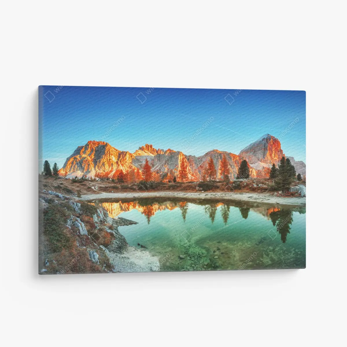 Quadro su tela tramonto sulle montagne con lago riflettente • Wallissimo®