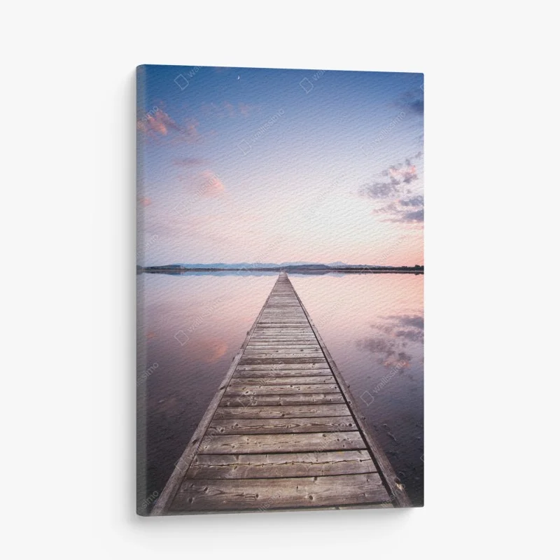 Quadro su tela pontile al tramonto: vista prospettica sul lago
