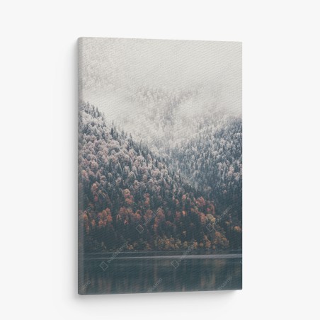 Quadro su tela paesaggio montano autunnale con lago e nebbia • Wallissimo®