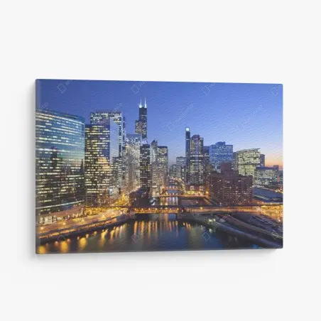 Quadro su tela skyline notturno di Chicago sul fiume • Wallissimo®
