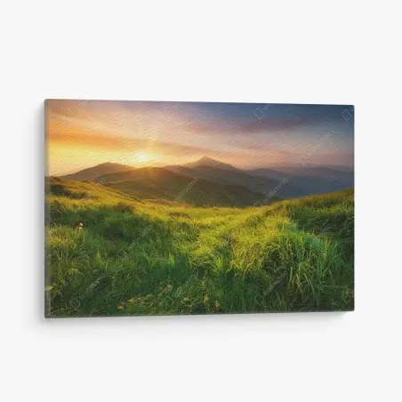 Quadro su tela alba dorata sulla valle montana • Wallissimo®