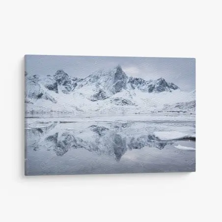 Quadro su tela riflessi artici sulle montagne della Norvegia • Wallissimo®