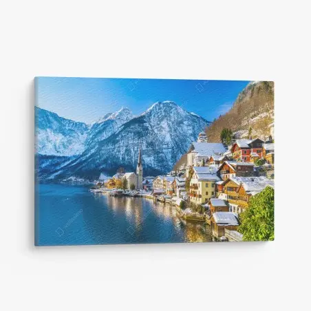 Quadro su tela villaggio alpino sul lago innevato • Wallissimo®