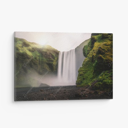 Quadro su tela paesaggio maestoso di Skogafoss • Wallissimo®