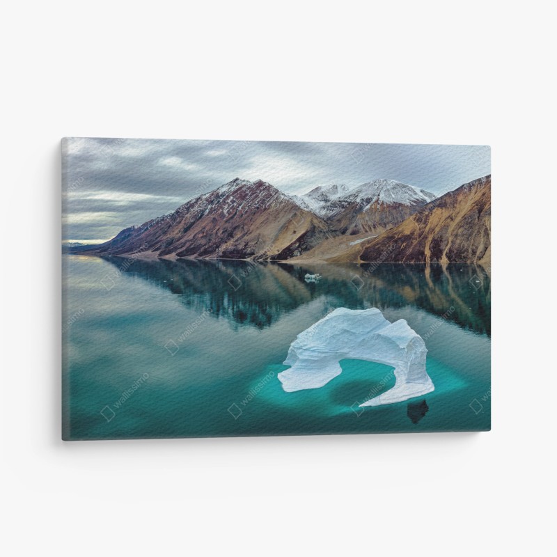 Quadro su tela arco di ghiaccio sul lago turchese