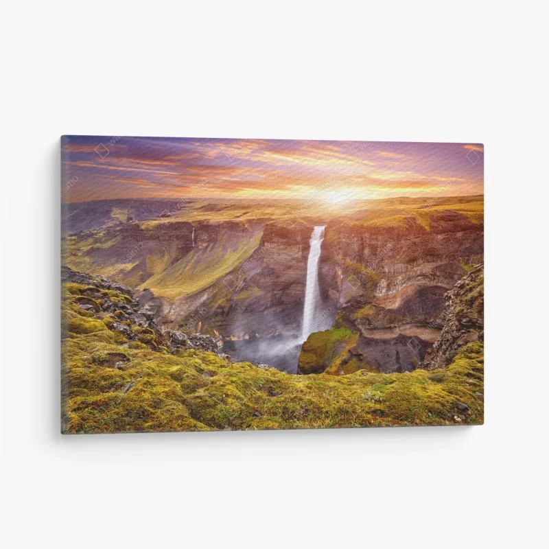 Quadro su tela tramonto su Haifoss, cascata maestosa dell'Islanda