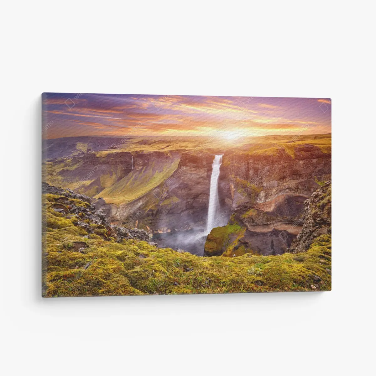 Quadro su tela tramonto su Haifoss, cascata maestosa dell'Islanda • Wallissimo®