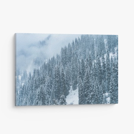 Quadro su tela foresta di abeti sotto la neve • Wallissimo®