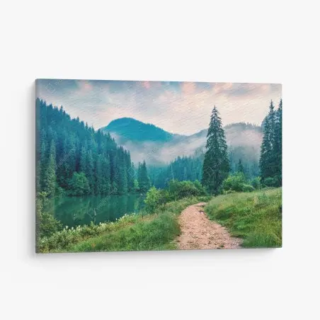 Quadro su tela mattina nebbiosa al lago tra le montagne • Wallissimo®