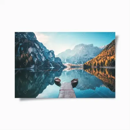 Poster riflessi sul Lago di Braies nelle Dolomiti • Wallissimo®