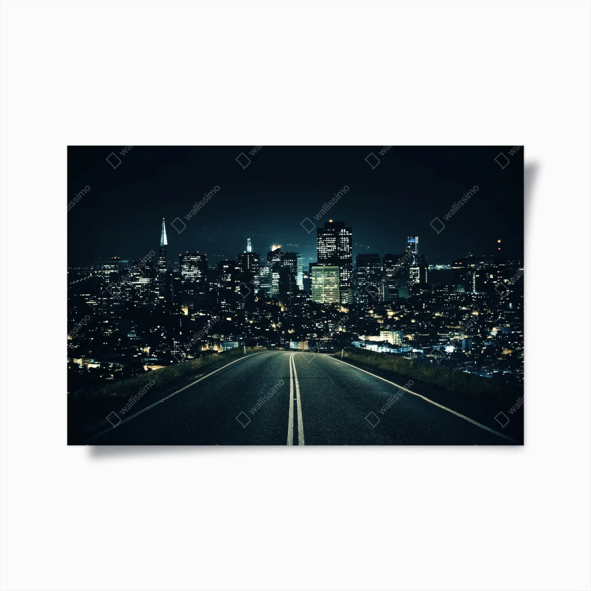 Poster strada verso la città moderna illuminata • Wallissimo® Poster strada verso la città moderna illuminata • Wallissimo®