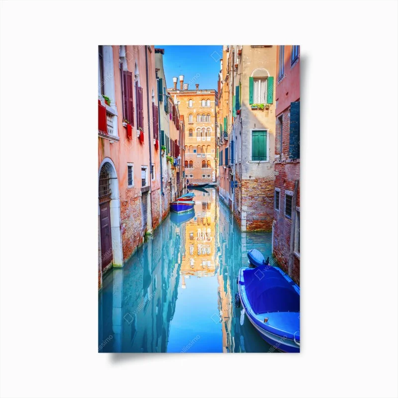 Poster scorcio di Venezia sul canale con barche colorate