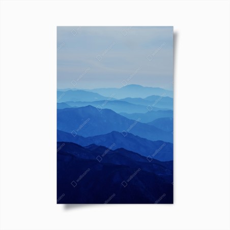 Poster orizzonte di montagne blu sfumate • Wallissimo®