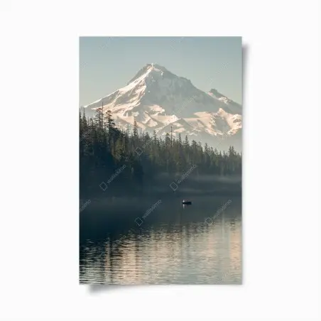 Poster serenità alpina: lago e monte innevato • Wallissimo®