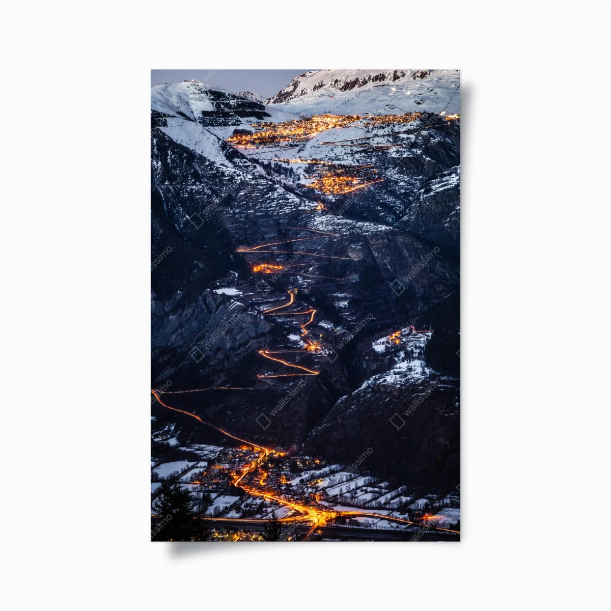 Poster notte magica sulla salita di Alpe d'Huez • Wallissimo® Poster notte magica sulla salita di Alpe d'Huez • Wallissimo®