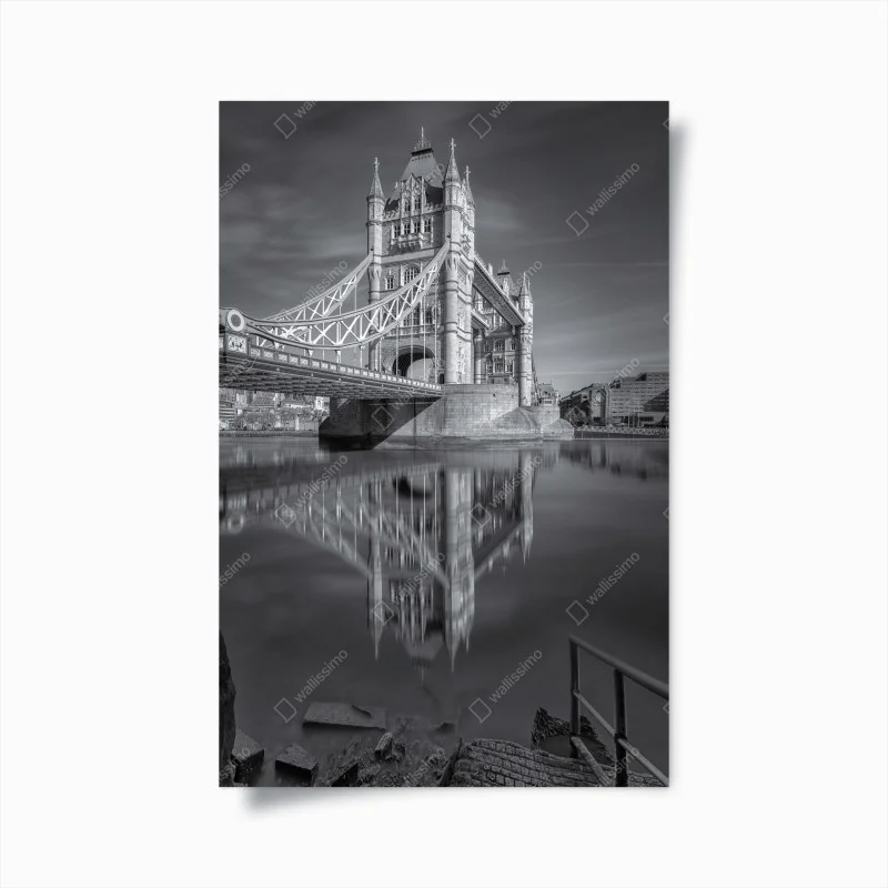 Poster riflessi di Tower Bridge a Londra