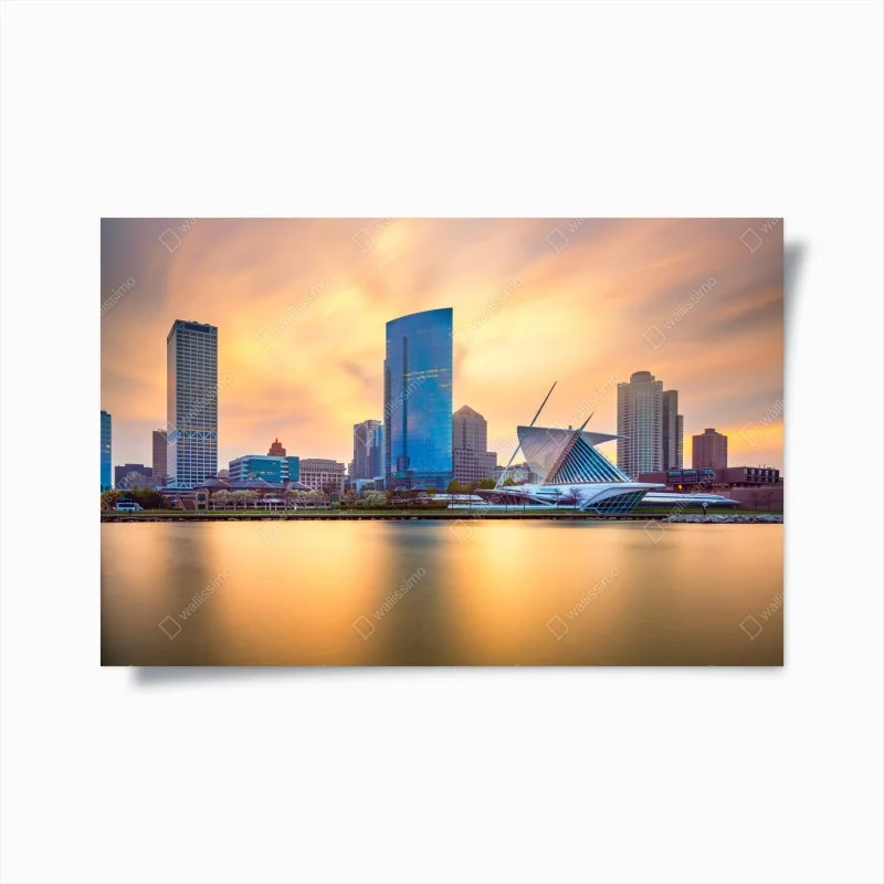 Poster tramonto dorato su Milwaukee, skyline sul Lago Michigan