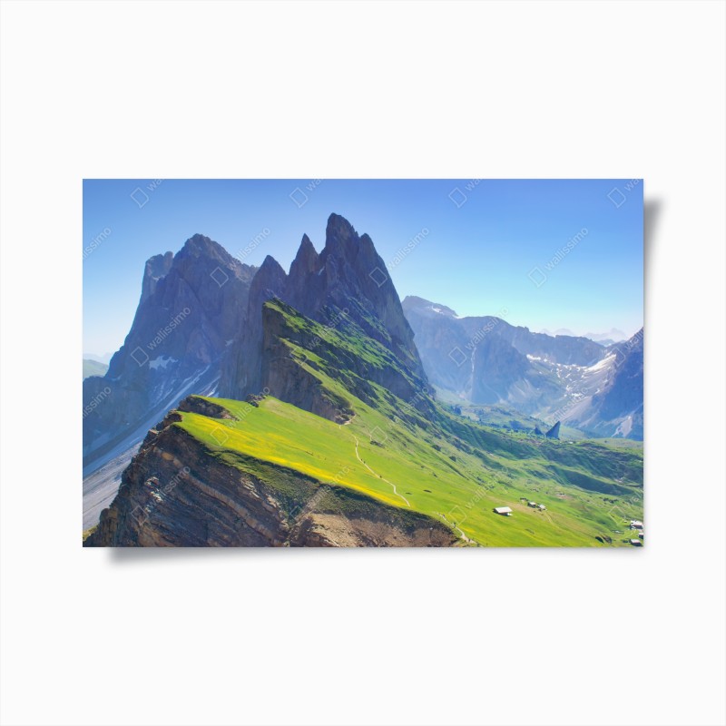 Poster panorama di Seceda nelle Dolomiti primaverili