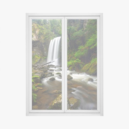 Adesivo per finestra cascata nascosta nella foresta verde • Wallissimo®