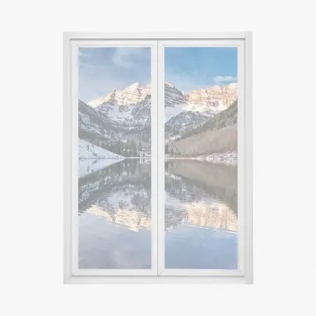 Adesivo per finestra paesaggio montano con riflessi sul lago • Wallissimo®