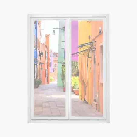 Adesivo per finestra vibrante vicolo dalle facciate colorate • Wallissimo®