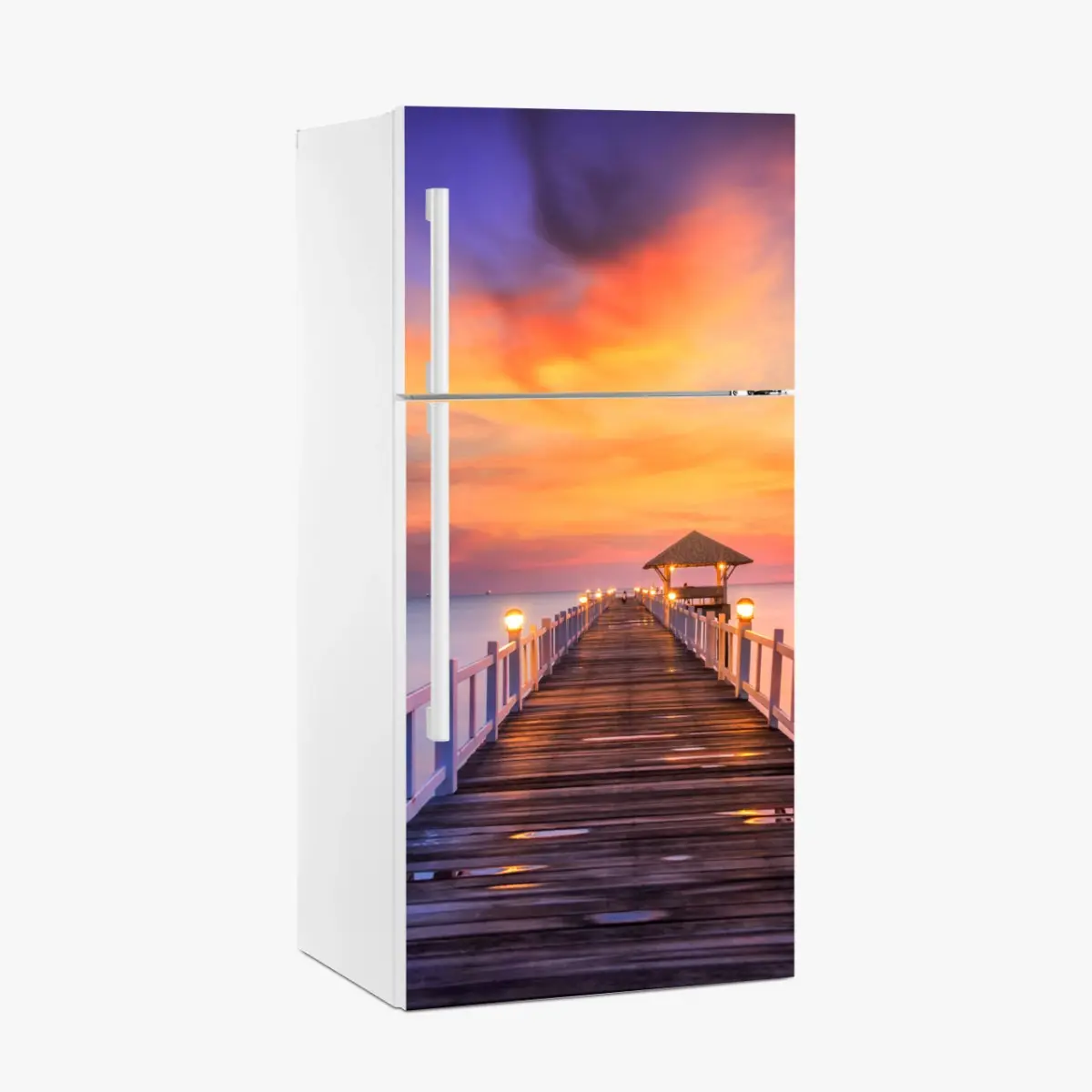 Adesivo per frigorifero molo al tramonto verso l'orizzonte • Wallissimo®