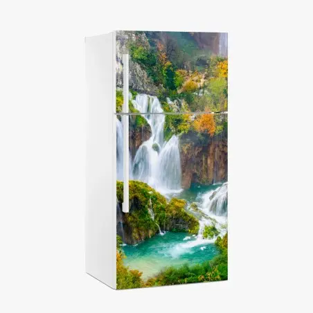 Adesivo per frigorifero cascate autunnali in paesaggio naturale • Wallissimo®
