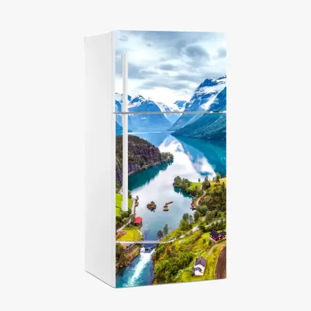 Adesivo per frigorifero fiordo di Norvegia: natura tra montagne e acqua • Wallissimo®