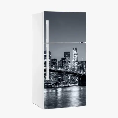 Adesivo per frigorifero panorama notturno di New York con il ponte di Brooklyn • Wallissimo®