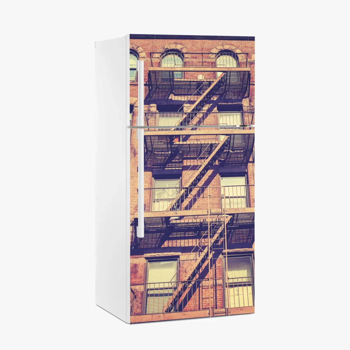 Adesivo per frigorifero facciata di New York con scale antincendio vintage • Wallissimo®