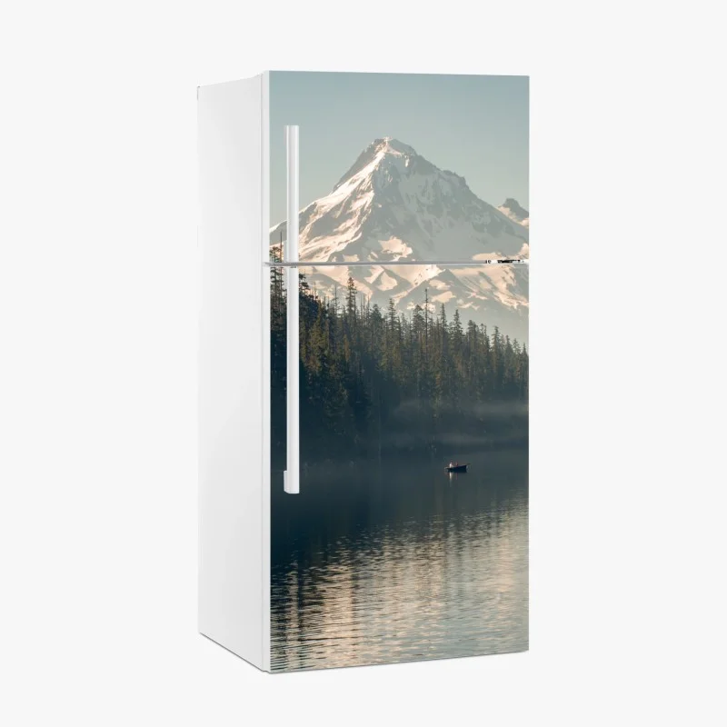 Adesivo per frigorifero serenità alpina: lago e monte innevato