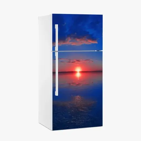 Adesivo per frigorifero tramonto sul lago con riflesso • Wallissimo®