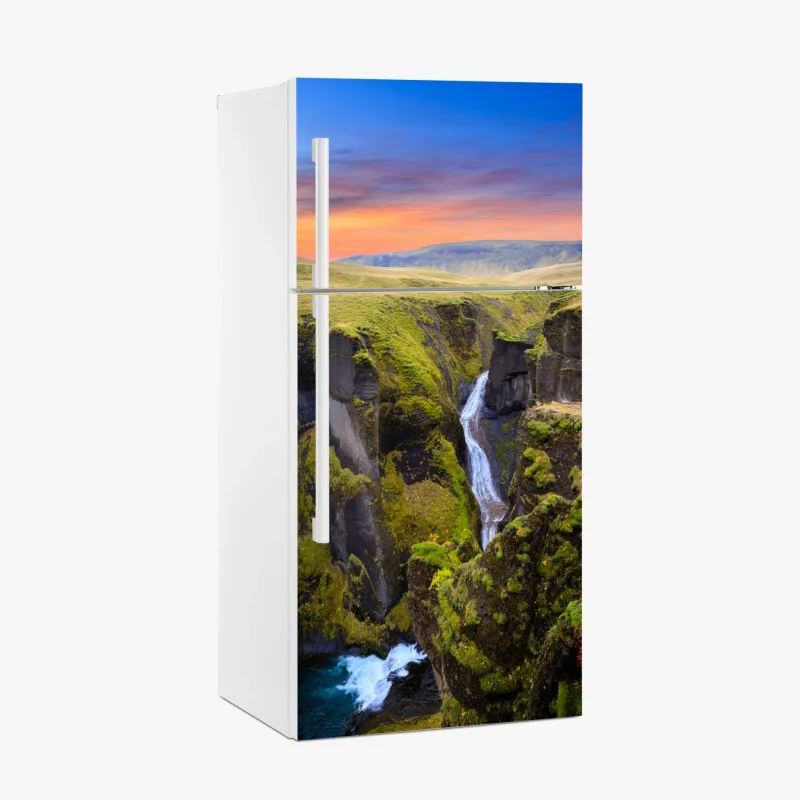 Adesivo per frigorifero panorama mozzafiato del canyon di Fjadrargljufur