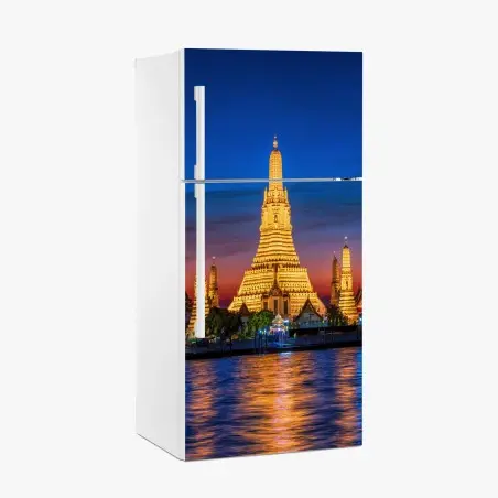 Adesivo per frigorifero suggestiva vista notturna di Wat Arun • Wallissimo®