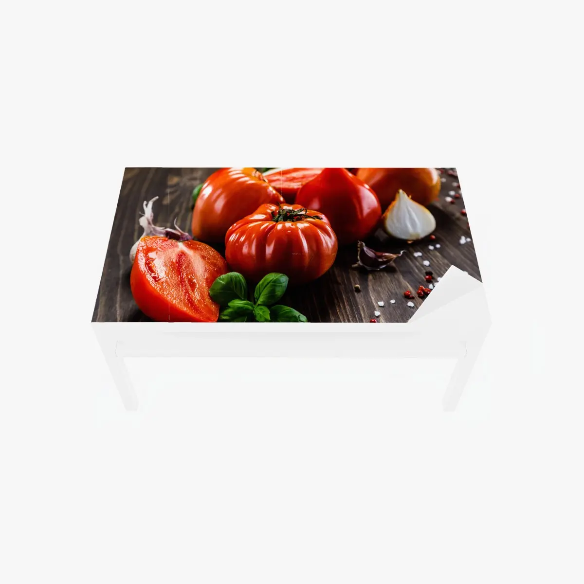 Adesivo per tavolo e scrivania pomodori rustici e basilico su tavola in legno • Wallissimo®