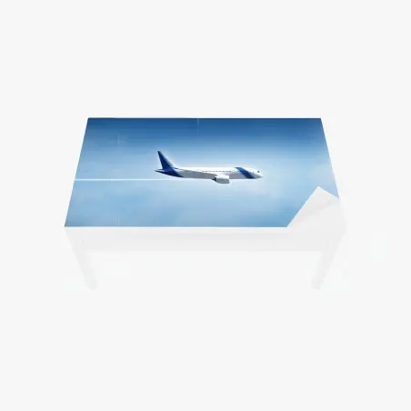 Adesivo per tavolo e scrivania aereo in volo su cielo limpido • Wallissimo®