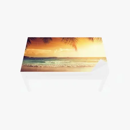 Adesivo per tavolo e scrivania tramonto ai Caraibi con palme in silhouette • Wallissimo®
