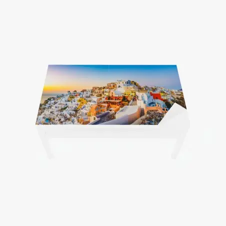 Adesivo per tavolo e scrivania tramonto su Santorini: panorama delle case bianche • Wallissimo®
