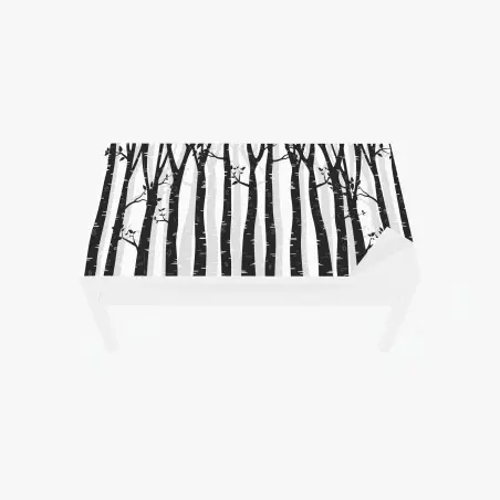 Adesivo per tavolo e scrivania foresta di betulle in bianco e nero • Wallissimo®