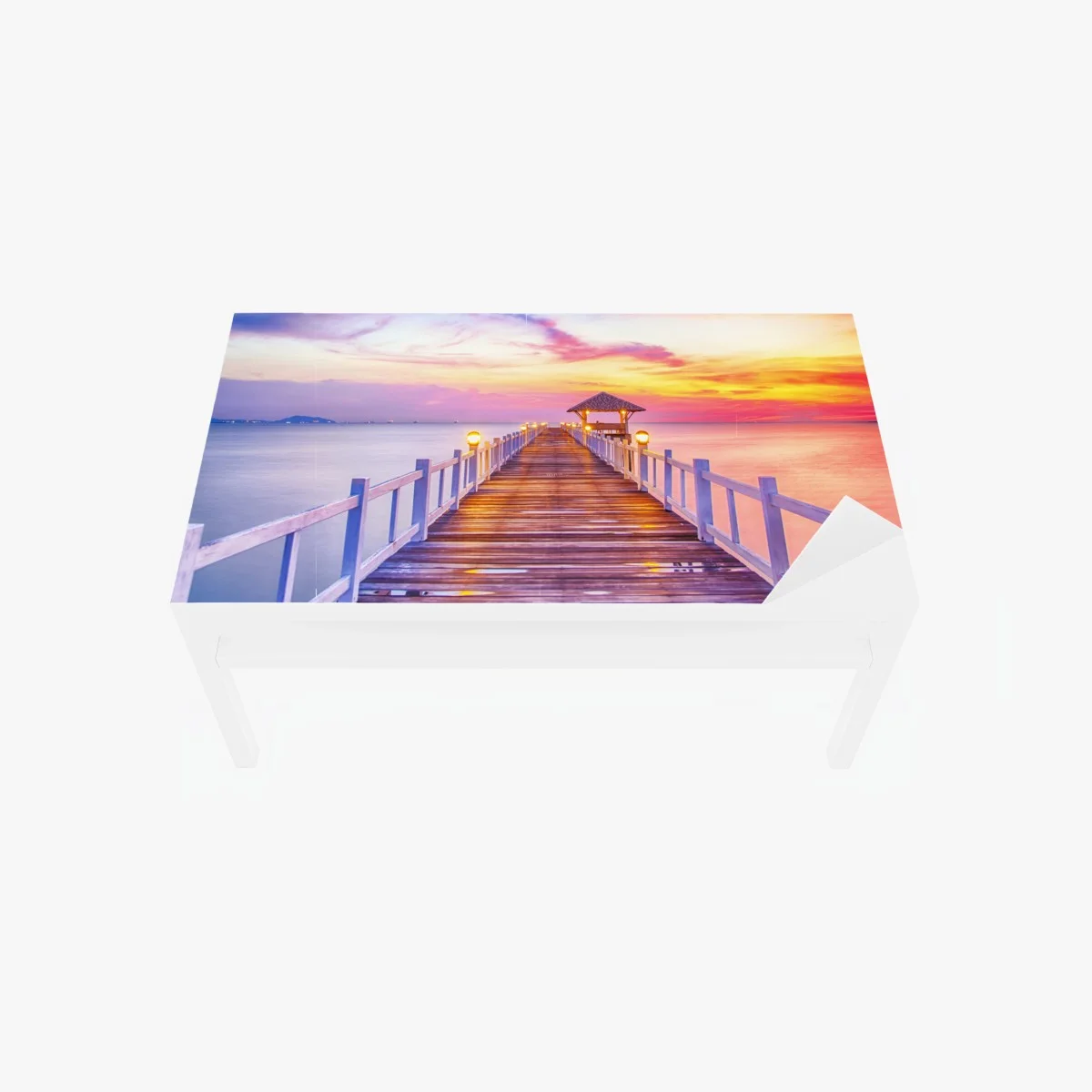 Adesivo per tavolo e scrivania tramonto sul molo: vista serena sul mare • Wallissimo® Adesivo per tavolo e scrivania tramonto sul molo: vista serena sul mare • Wallissimo®