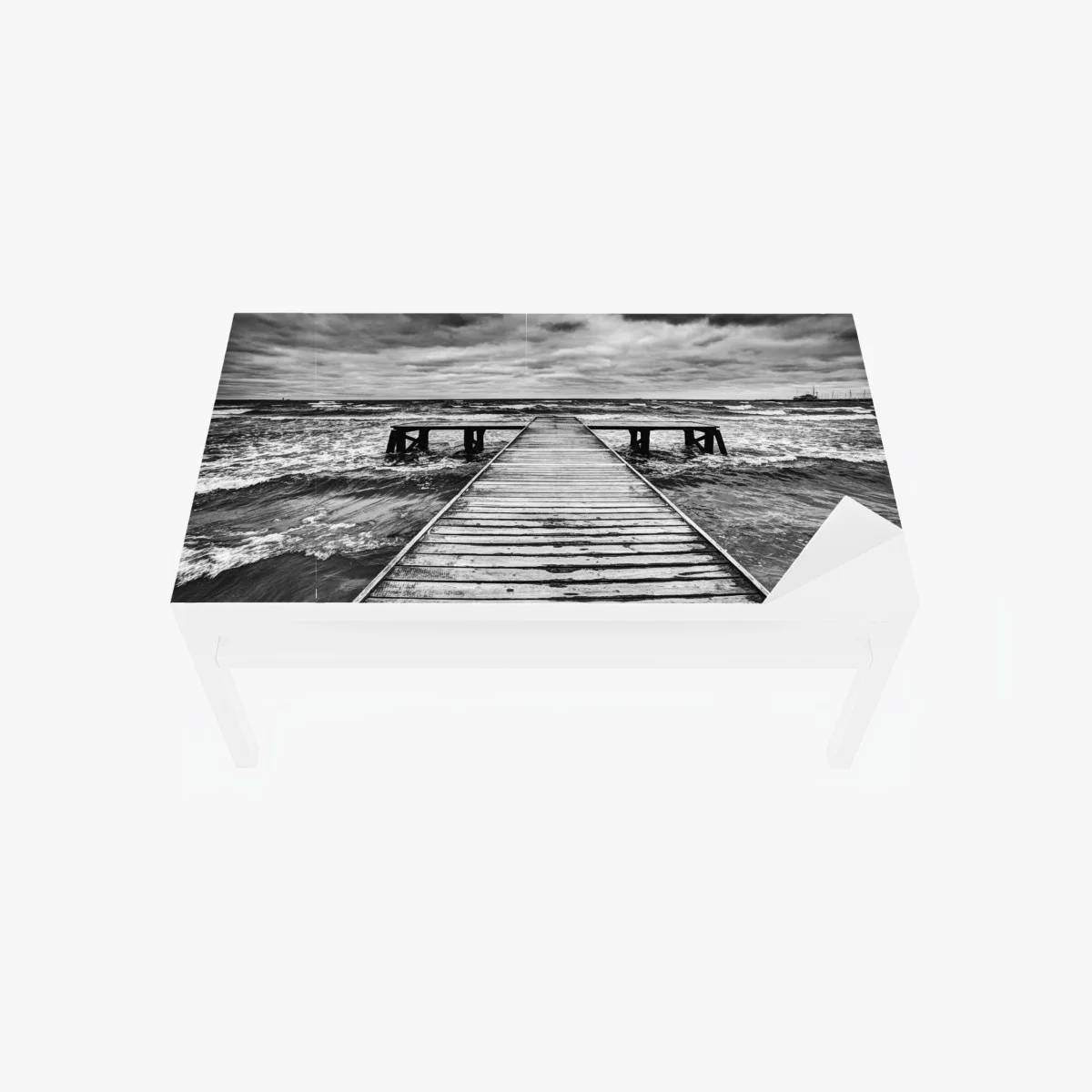 Adesivo per tavolo e scrivania molo sul mare tempestoso • Wallissimo® Adesivo per tavolo e scrivania molo sul mare tempestoso • Wallissimo®