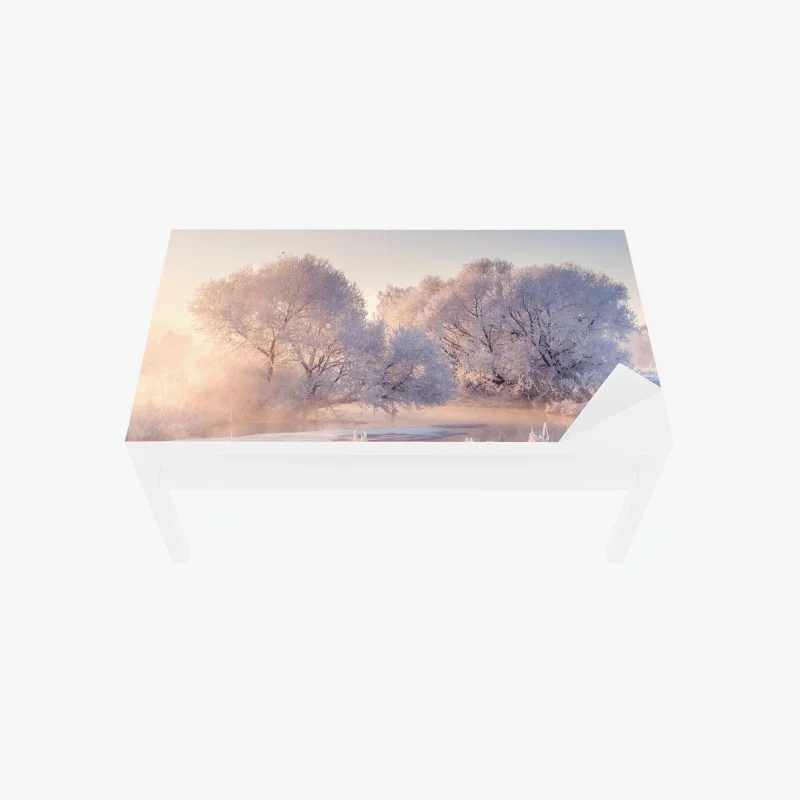 Adesivo per tavolo e scrivania alba rosa sul paesaggio innevato