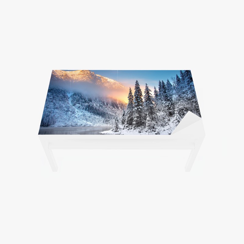 Adesivo per tavolo e scrivania alba sul lago ghiacciato di Morskie Oko nei Tatra