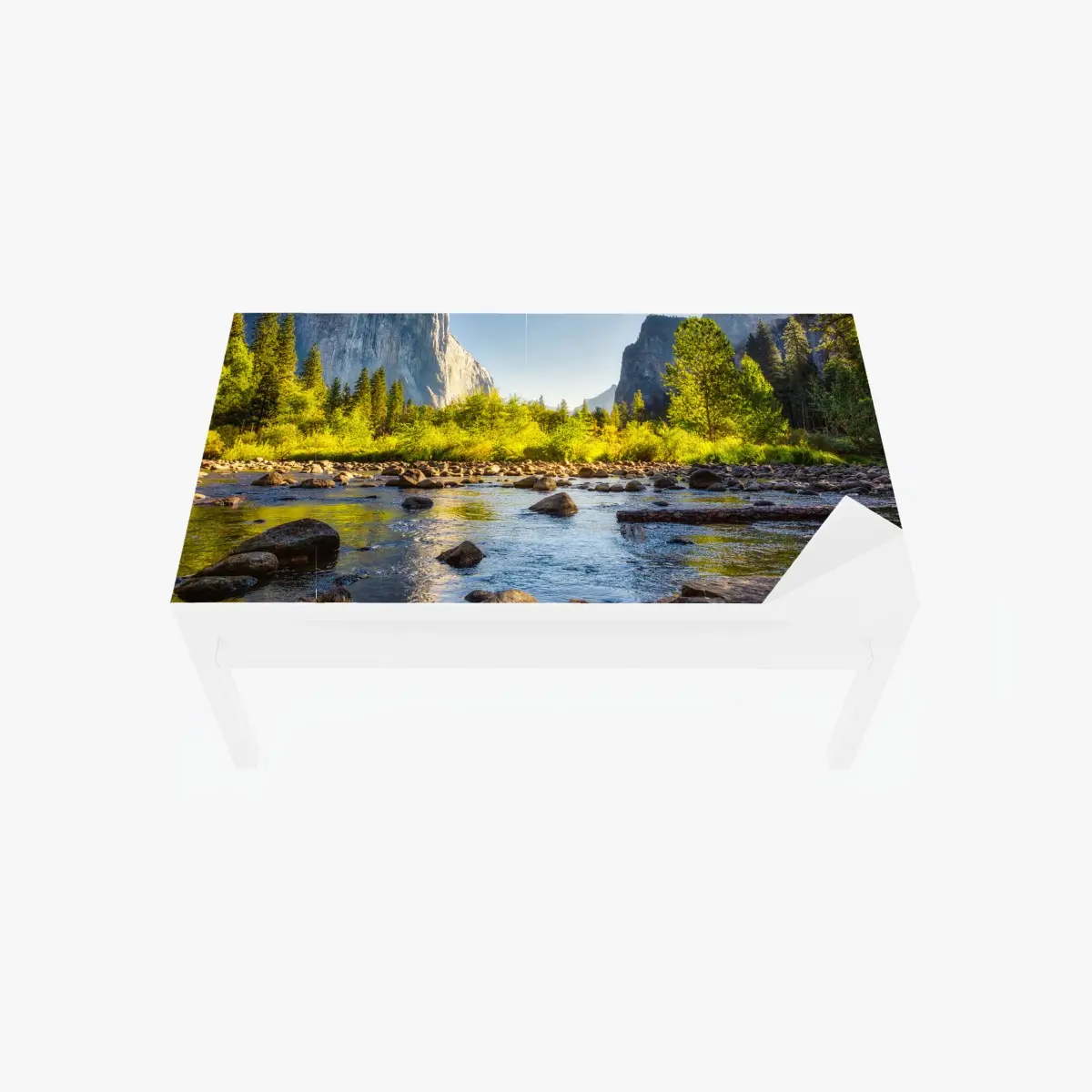 Adesivo per tavolo e scrivania valle montana al tramonto con fiume e rocce • Wallissimo®